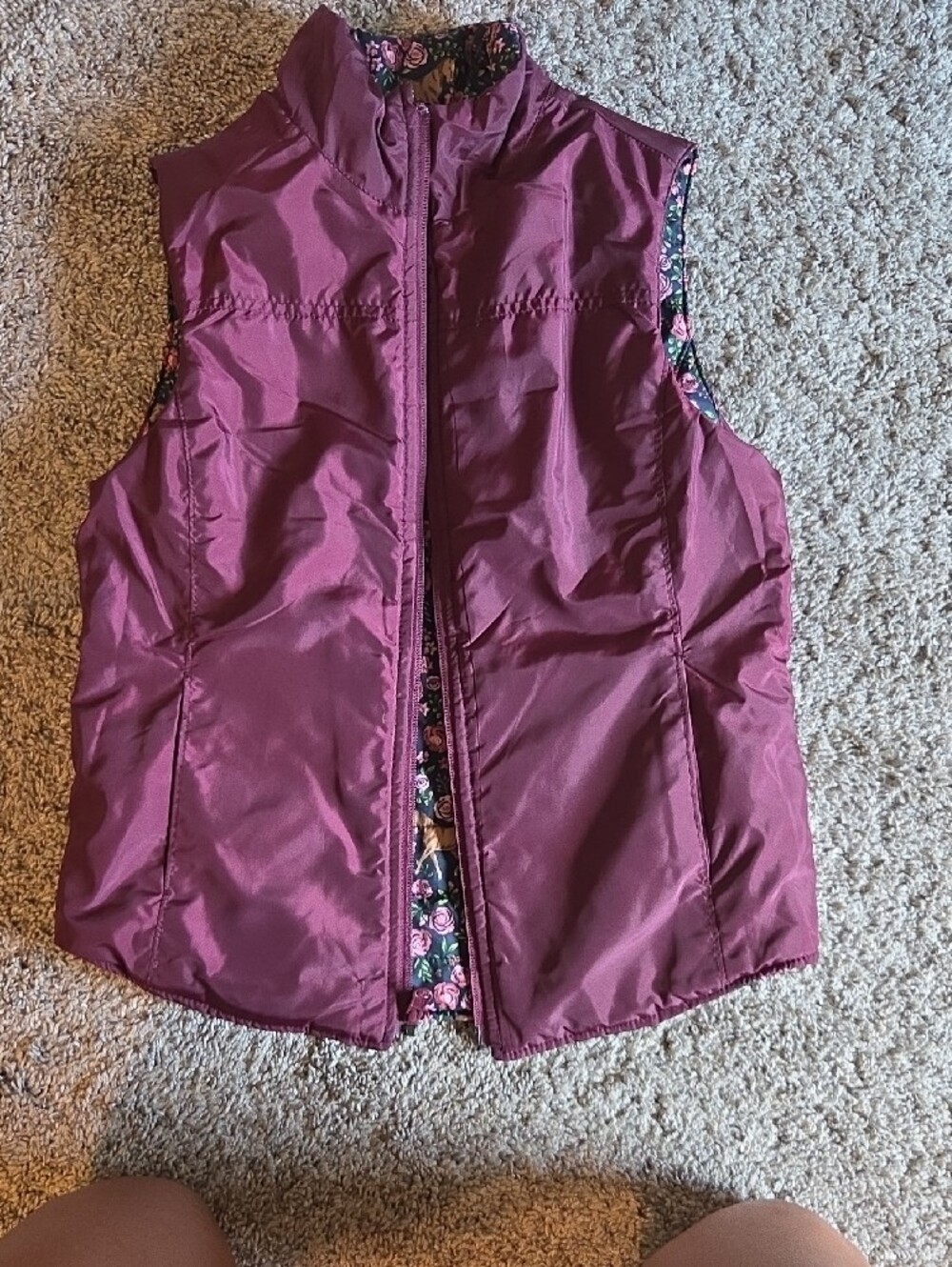 Girls Ariat Reversible Vest - Picture 5 of 5